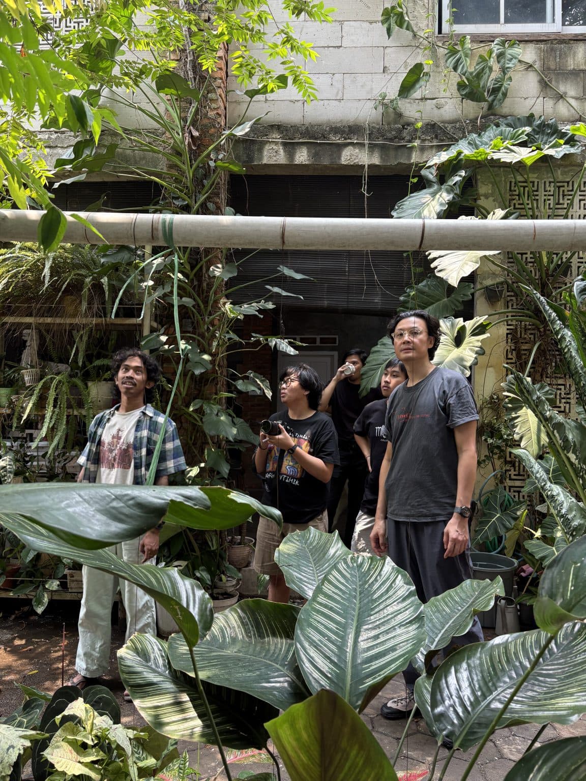 Videotage Special Programme at ARKIPEL 2025: Pieces of Piecing ARKIPEL 2025：錄映太奇特備節目《Pieces of Piecing》