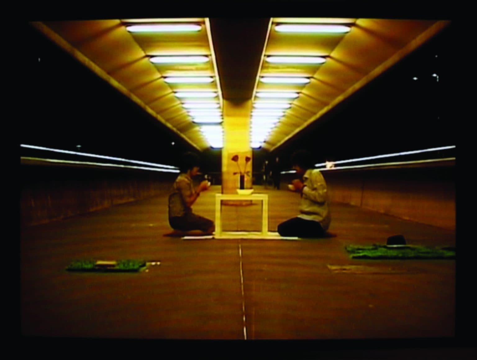 Table Distance 餐桌距離